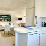 2 Bedroom Sea View Gallia Centre Parking Appartamento