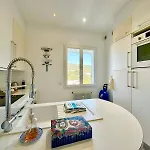 2 Bedroom Sea View Gallia Centre Parking * Cannes