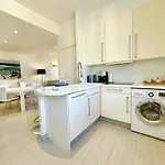 Vue 2 Gallia Centre Parking * Cannes