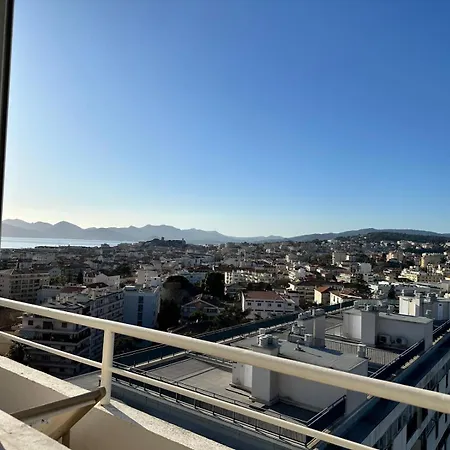 Apartment 2 Bedroom Sea View Gallia Centre Parking *